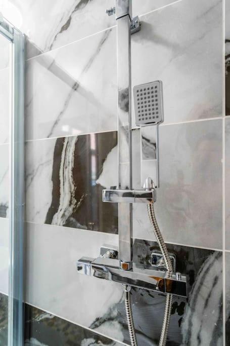 Ferienwohnung Beautiful Flat With Free Parking Birmingham Exterior foto